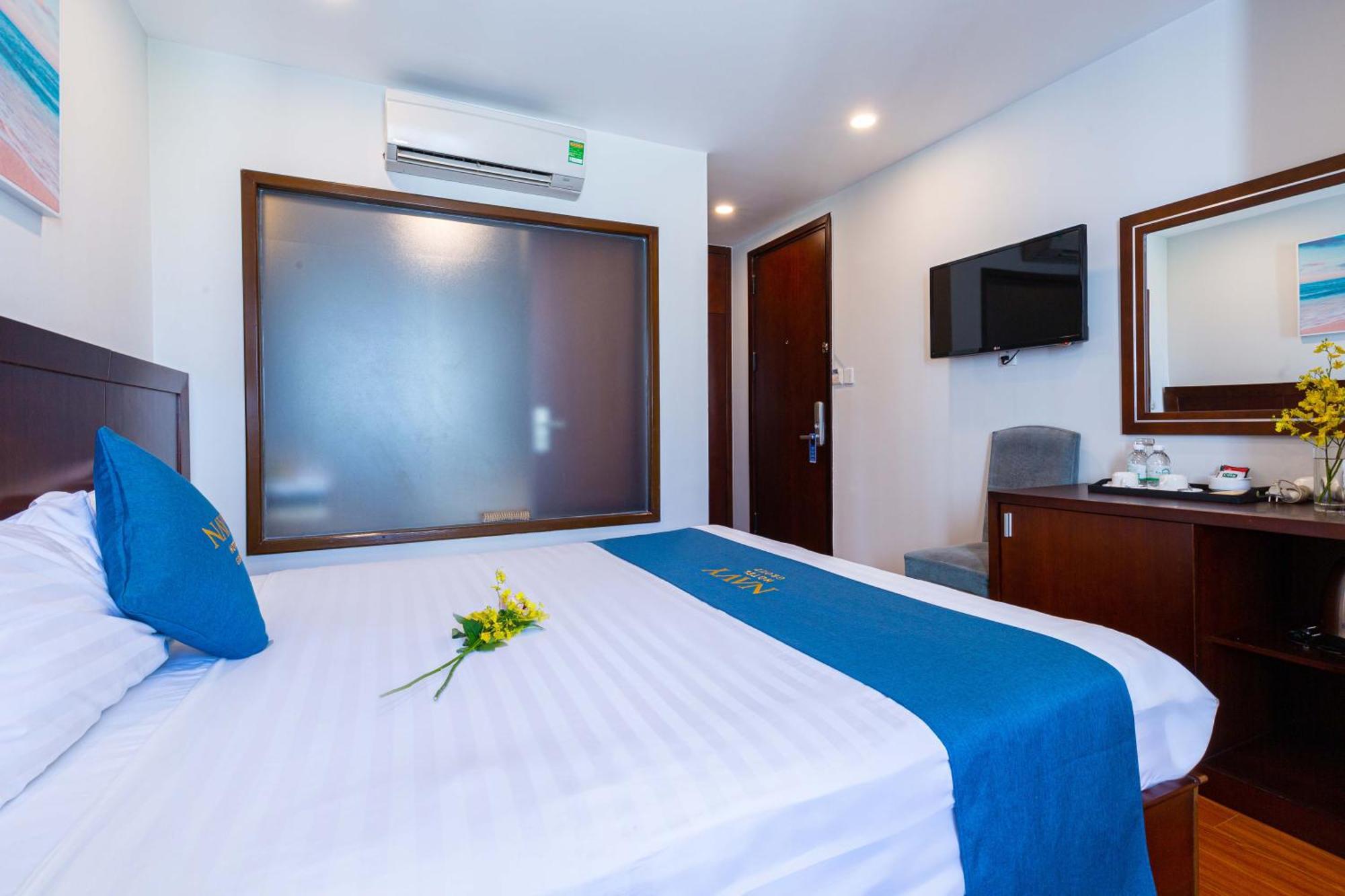 Navy Hotel На Транг Екстериор снимка