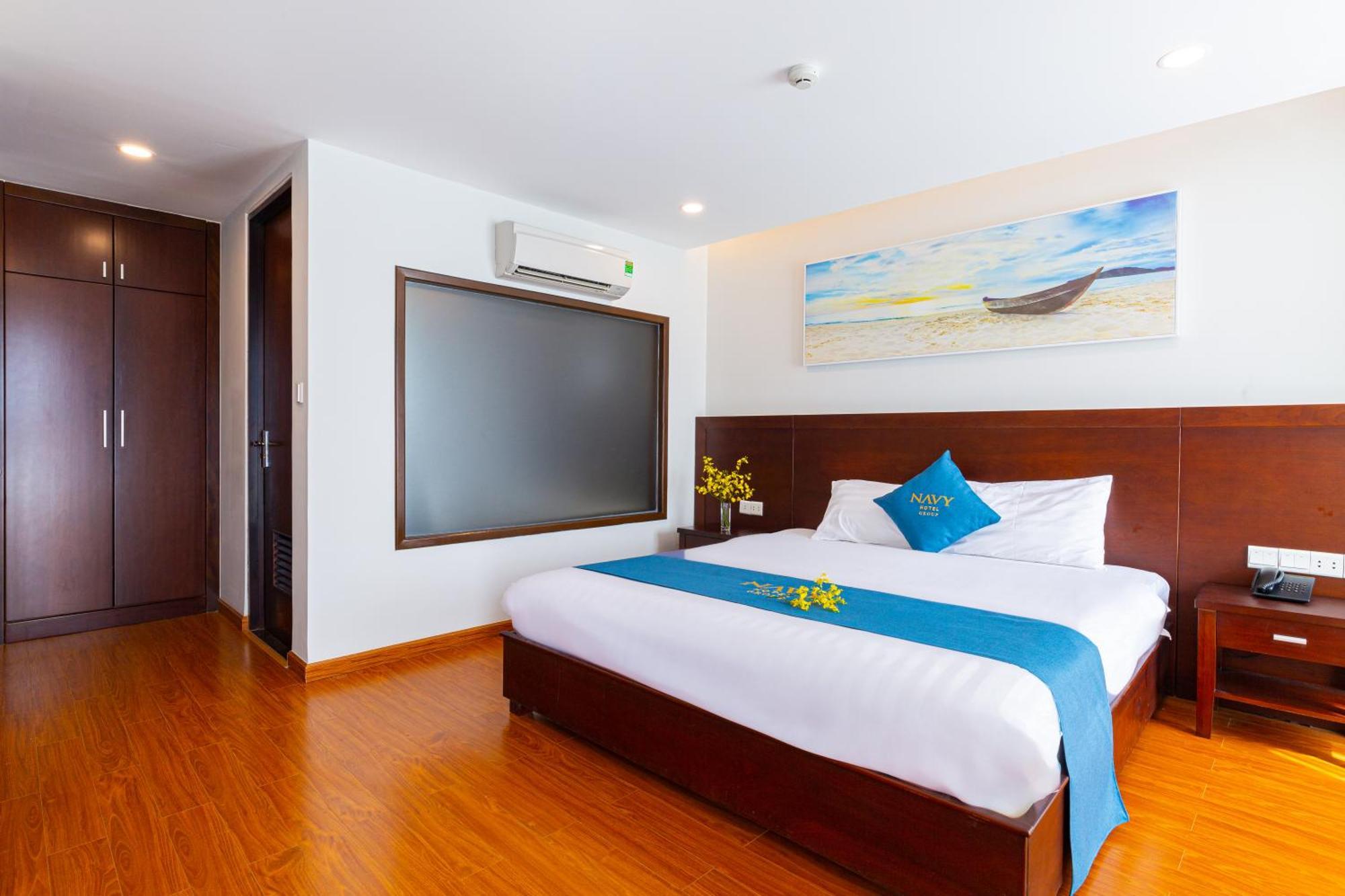 Navy Hotel На Транг Екстериор снимка