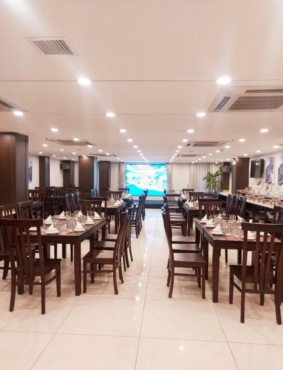 Navy Hotel На Транг Екстериор снимка