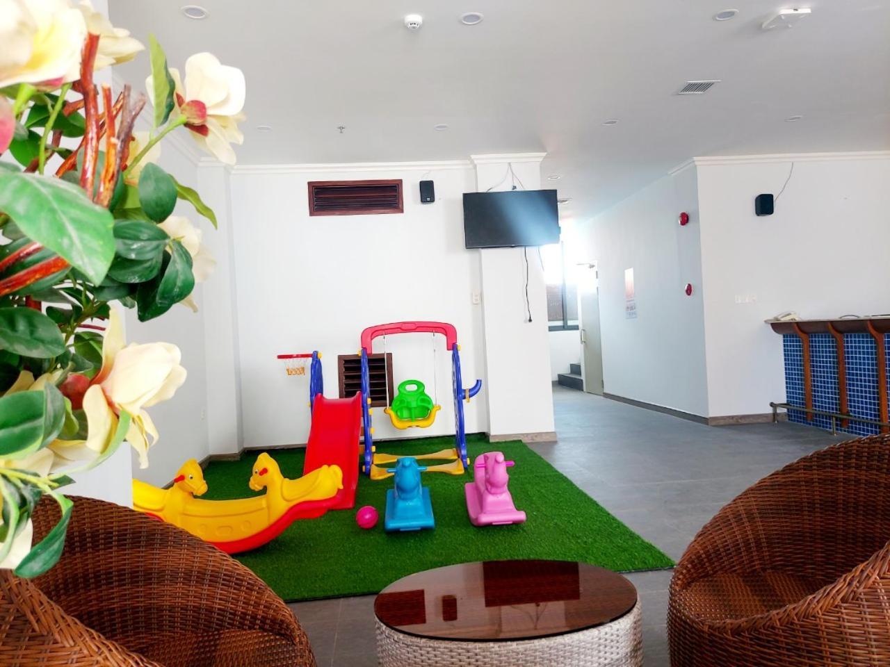 Navy Hotel На Транг Екстериор снимка