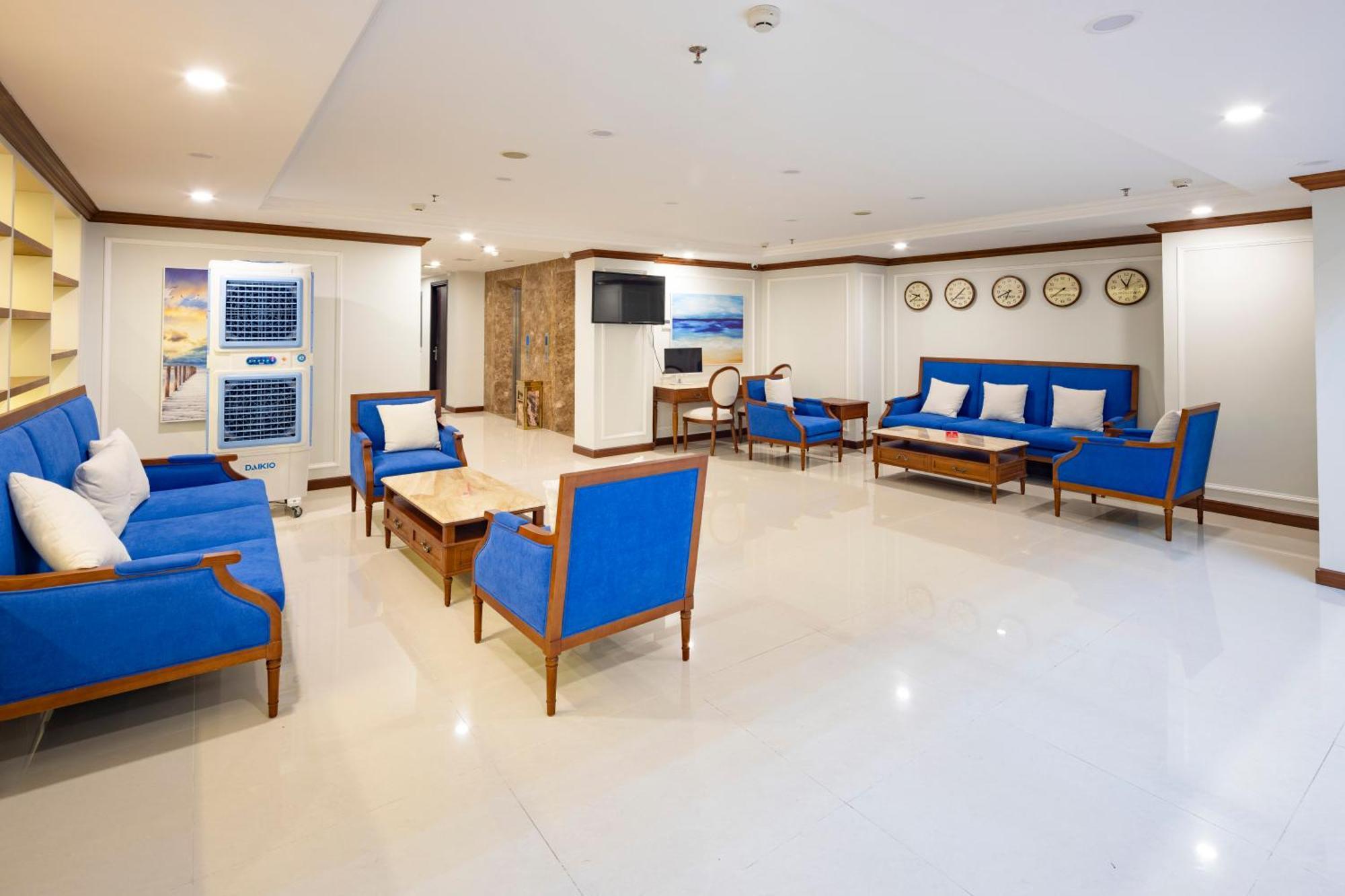 Navy Hotel На Транг Екстериор снимка