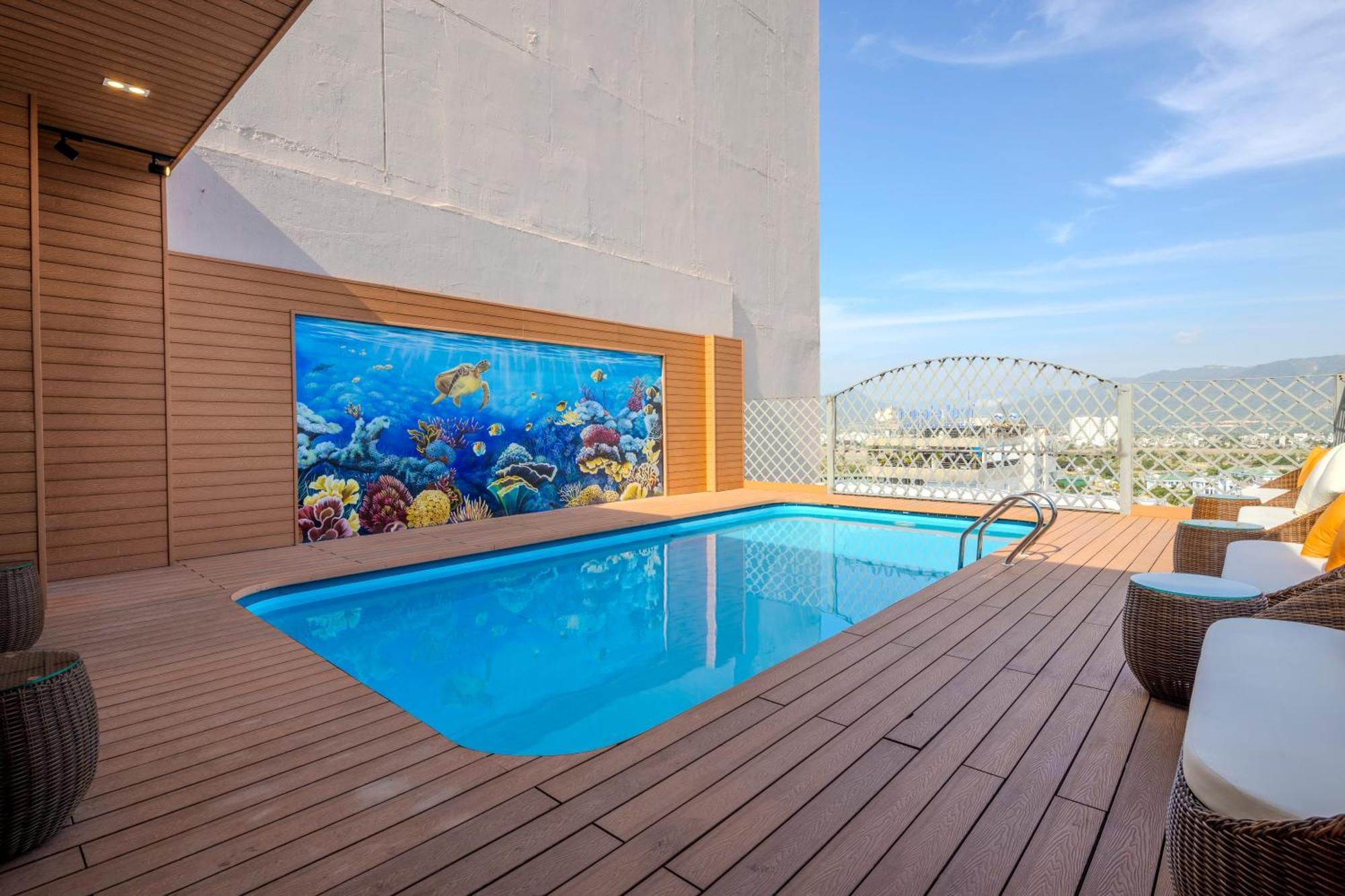 Navy Hotel На Транг Екстериор снимка